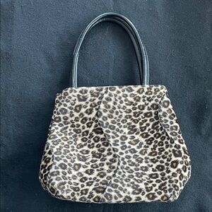 Animal Print Leopard Handbag Purse Amanda Smith. Black straps Faux Fur EUC